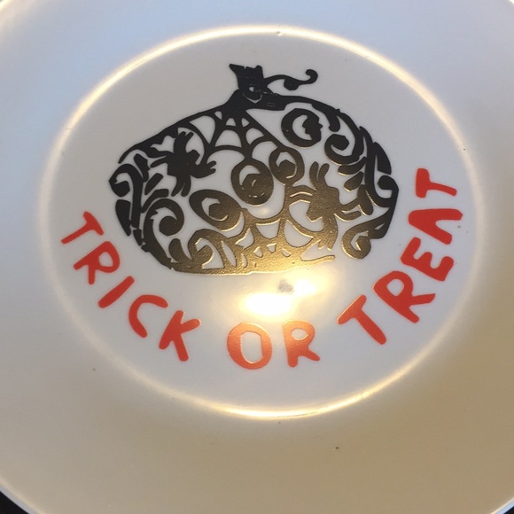 Set 4 Porcelain Pumpkin Halloween Appetizer Plates - Picture 7 of 8